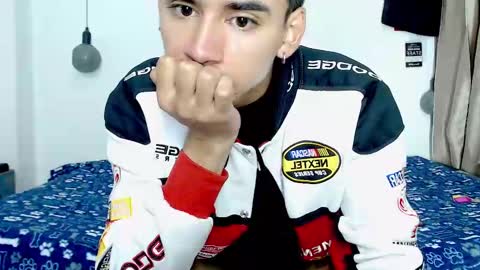 Nova online show from February 12, 9:43 pm