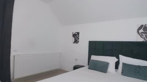 NovaViibe online show from November 6, 2:31 pm