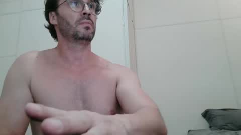 JULIO MAXIMUS online show from December 22, 6:14 pm