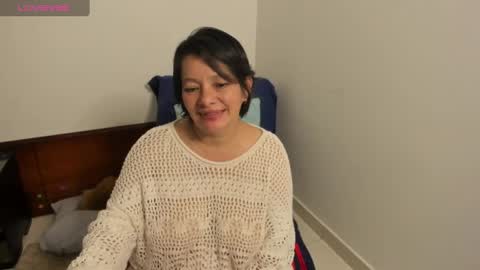 nuit_rose online show from March 7, 4:56 am