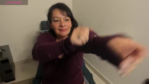 nuit_rose online show from March 2, 4:39 am