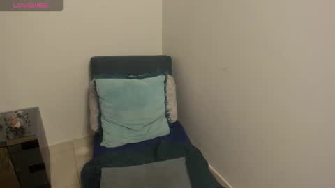 nuit_rose online show from February 12, 3:43 am