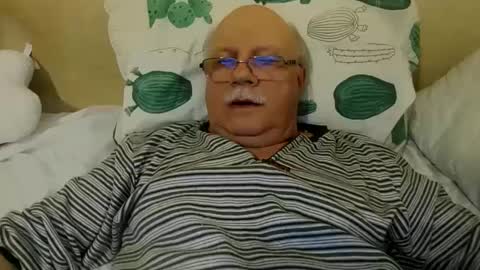 nukiss online show from February 5, 5:31 pm