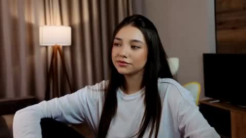 Rachel online show from July 18, 7:49 pm