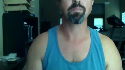 nvrenuff1979 online show from June 12, 2:38 pm