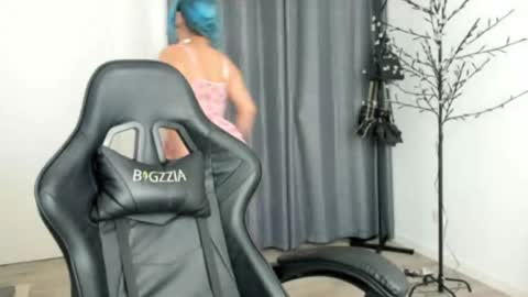 Steff online show from April 12, 12:42 pm