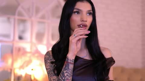 Nyssa online show from March 10, 2:16 am