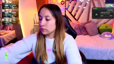 Alex   .    online show from June 9, 2:44 am