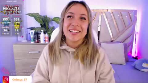 Alex   .    online show from March 11, 9:04 pm