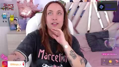 Alex   .    online show from September 11, 1:51 am