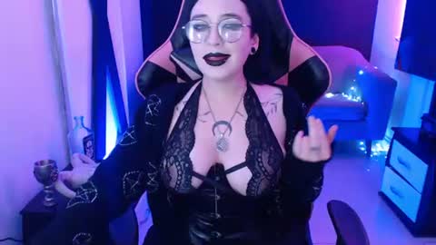 Nyx online show from June 19, 12:00 pm