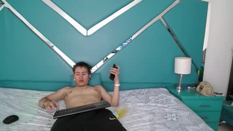 oblivionlove online show from March 3, 1:51 pm