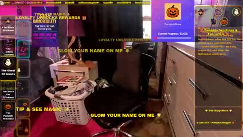 Snapshot of obsidian_stallion chatting on October 23, 10:43 pm Obsidian stallion online show from October 23, 10:43 pm