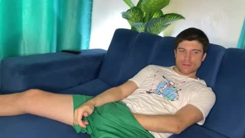 I Chill online show from October 29, 8:16 am