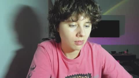 Evie online show from November 26, 4:04 pm