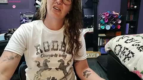 Oddy With A Body online show from May 7, 4:52 am