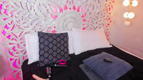 Ana  online show from October 25, 12:49 pm