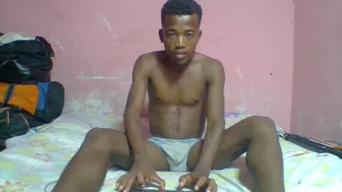 odon023 online show from December 16, 5:33 pm