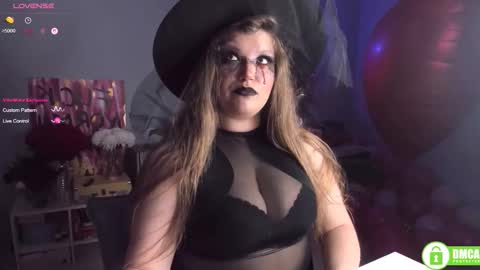 Snapshot of oh_adaline chatting on October 30, 7:47 pm Adaline new account - help me get new subscribers 3 online show from October 30, 7:47 pm