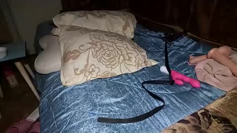 Liza not Mary hehe online show from December 11, 11:41 am