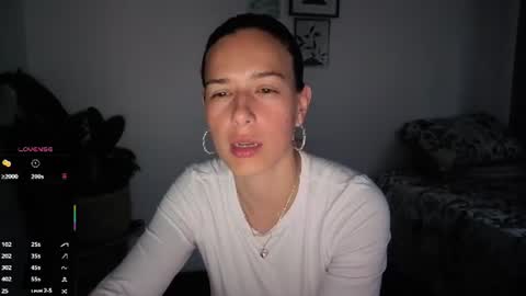 ohanna_ online show from July 26, 11:02 pm