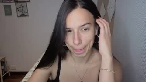 ohanna_ online show from July 31, 12:44 am