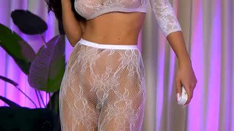 Julia online show from November 6, 5:32 am