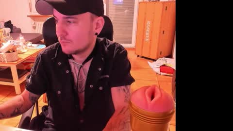 Chris online show from February 12, 5:16 pm