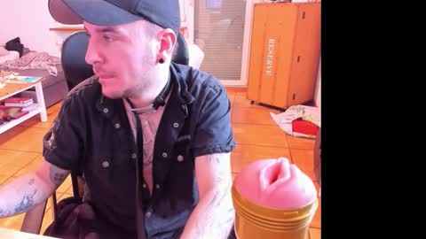 Chris online show from February 26, 9:34 am