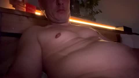 ohja87 online show from March 24, 9:43 pm