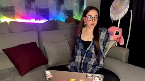 Nikki online show from November 18, 12:19 pm