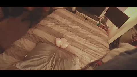 Leo Tomas online show from March 21, 2:11 pm