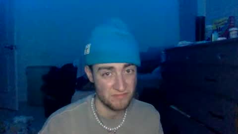 W online show from February 5, 1:42 am