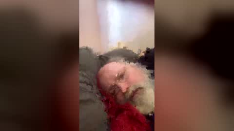 old279093 online show from March 21, 6:23 pm