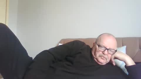 old_fkrr_ online show from March 2, 12:34 pm