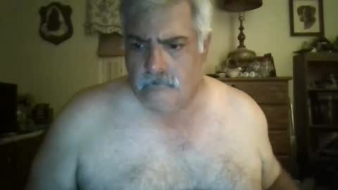 oldcockforyngladies online show from September 15, 8:38 am