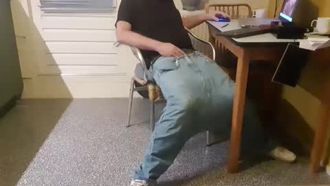 oldersagger online show from January 1, 3:35 pm