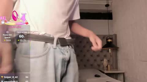 oliiverr22 online show from November 22, 1:42 pm