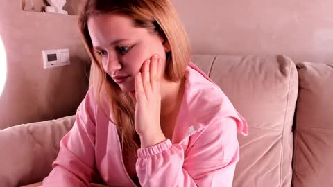 olisyasweet online show from January 24, 11:56 pm