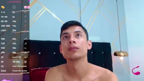 Oliver  Smith online show from February 25, 9:48 pm