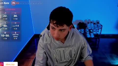 oliveeer online show from October 10, 6:58 pm