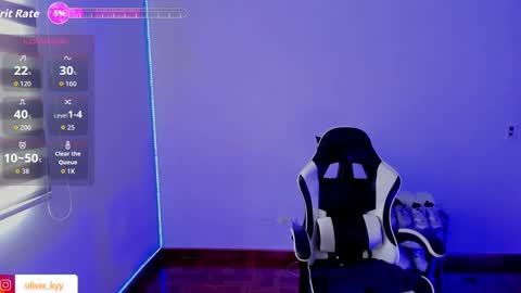 oliveeer online show from October 1, 4:39 pm