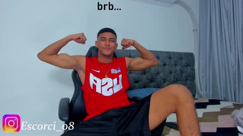 oliver_smith_2 online show from December 10, 6:17 pm