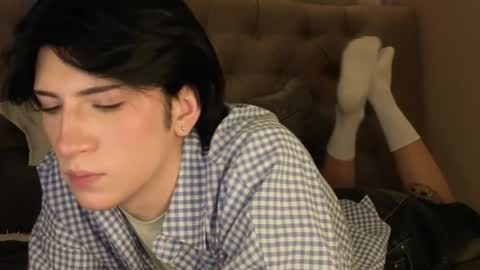 oliver online show from April 9, 1:17 pm