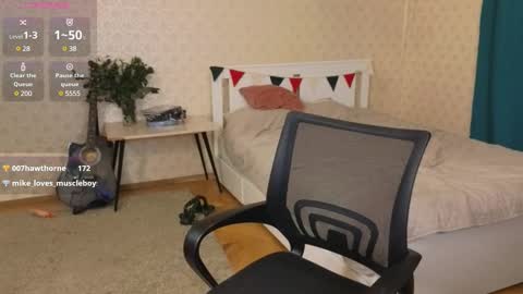 Oliver Evans online show from February 24, 1:02 am