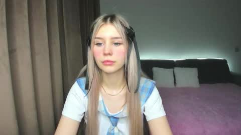 Olivia online show from November 29, 8:00 am