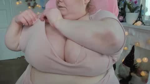 Olivia Gold online show from February 16, 9:26 am