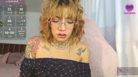 Olivia online show from October 20, 10:42 am