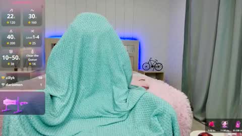 Snapshot of olivia_k_ chatting on September 11, 12:34 am Olivia Hi guys Follow me online show from September 11, 12:34 am