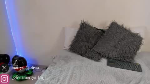 IG Im Oliviamorrys X OliviaMorrys online show from November 21, 9:35 pm